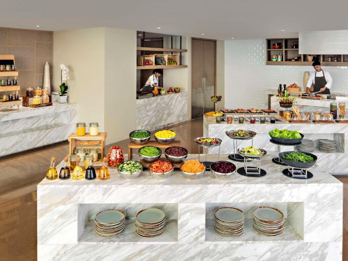Moevenpick Hotel Bangkok Ploenchit Bdms Luaran gambar